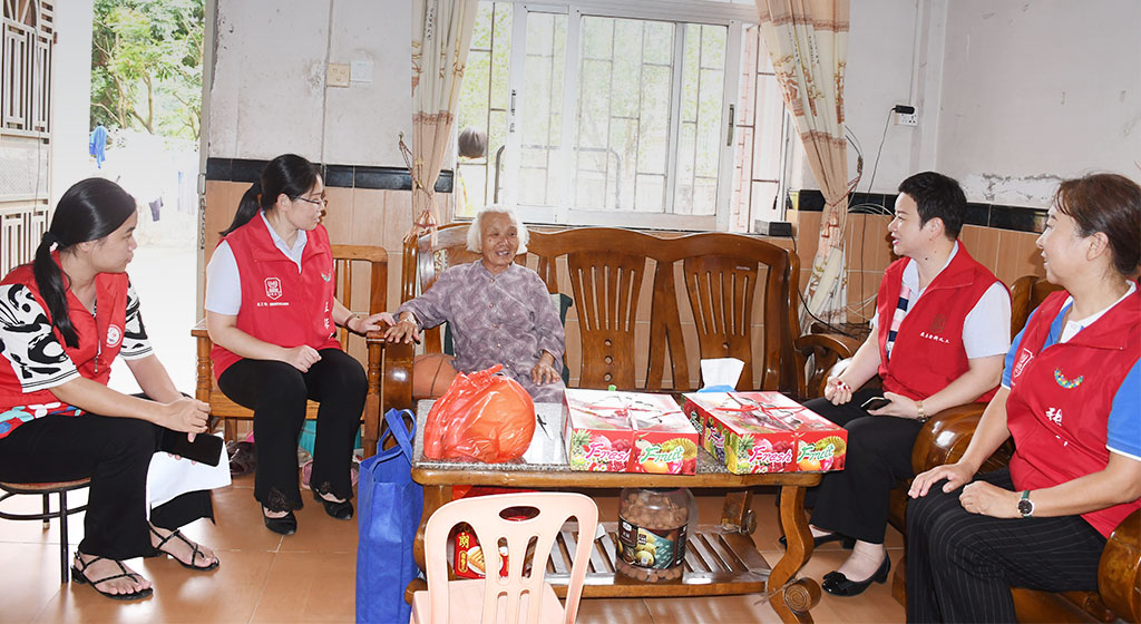 Volunteer Services